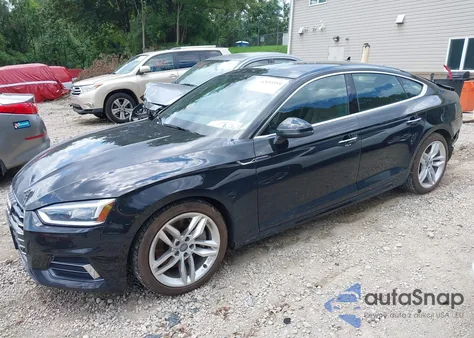 2019 Audi A5 45 Premium z USA, uszkodzony, nr VIN WAUBNCF56KA043492